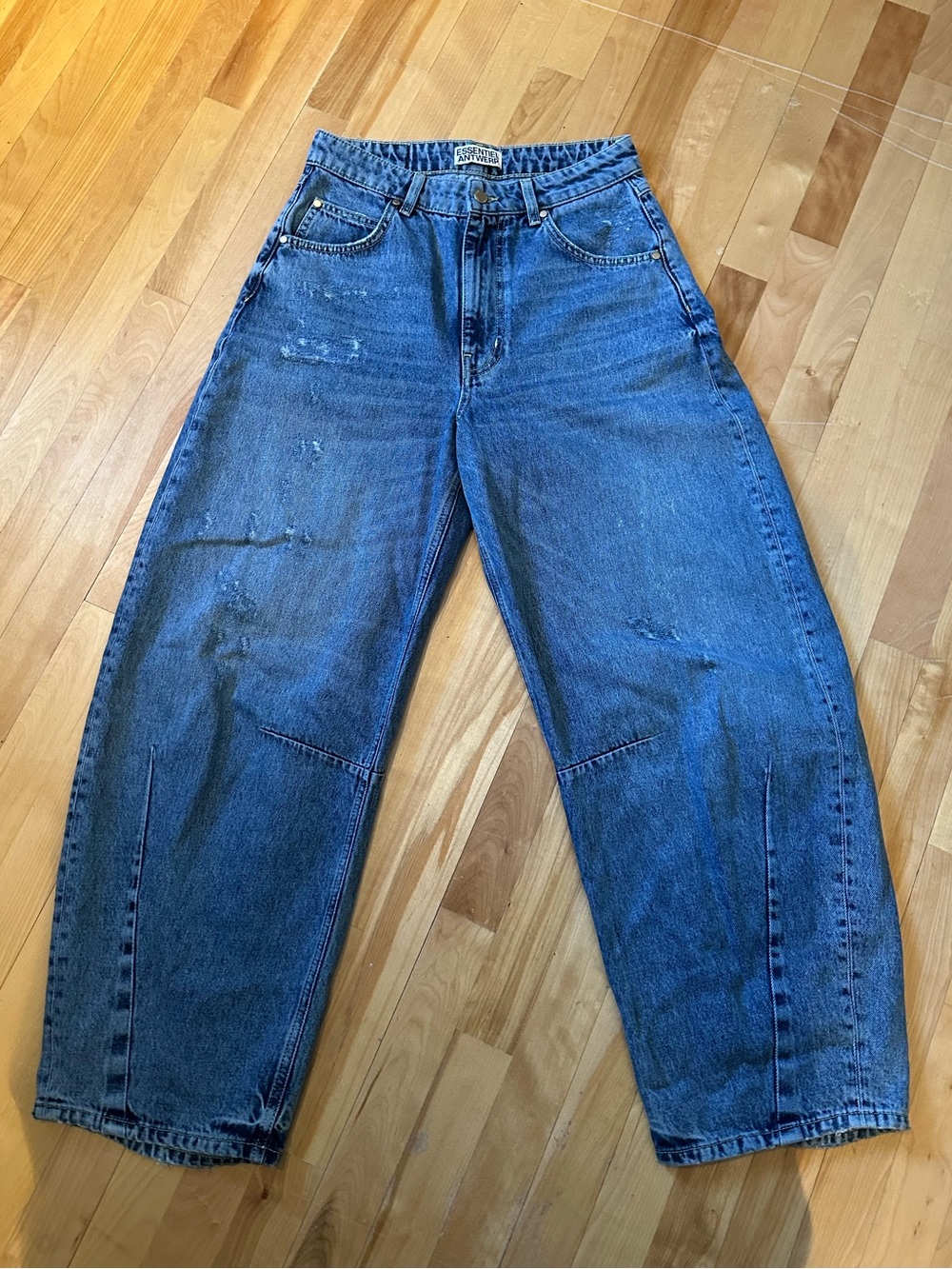Essentiel Antwerp Barrel Jeans Size 26 - Picture 2 of 5